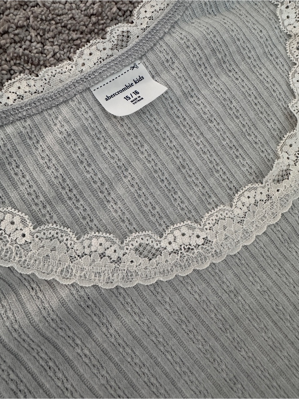 NWOT abercrombie kids 15/16 Gray Ribbed pointelle Top with Cream Lace Trim